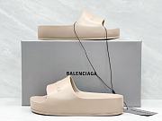 Balenciaga Chunky nude slide sandal - 1