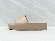 Balenciaga Chunky nude slide sandal - 2