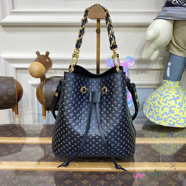 Louis Vuitton Neonoe Black Monogram bag  - 1