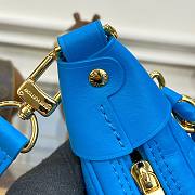 Louis Vuitton M22593 Loop Blue Calfskin Bag - 4