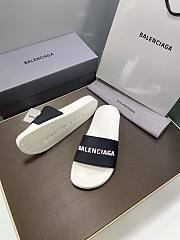 Balenciaga white/ black slippers - 5