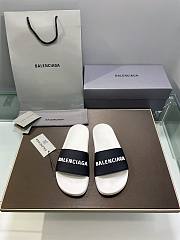 Balenciaga white/ black slippers - 4