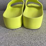 Balenciaga Chunky neon slide sandal - 4