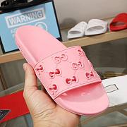 Gucci GG pink rubber slippers - 5