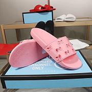 Gucci GG pink rubber slippers - 3