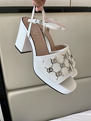 Gucci Interlocking G Studs White Heels - 3