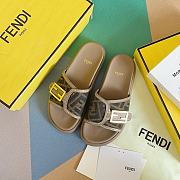 Fendi Feel Brown fabric slides - 2