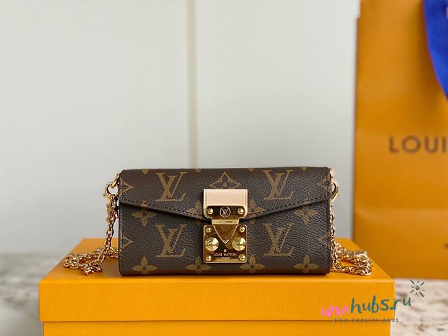 Louis Vuitton M00991 Bitsy Pouch - 1