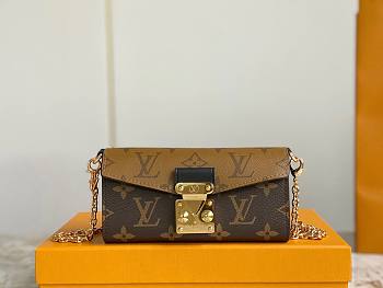 Louis Vuitton M00991 Bitsy 2 Tone Pouch