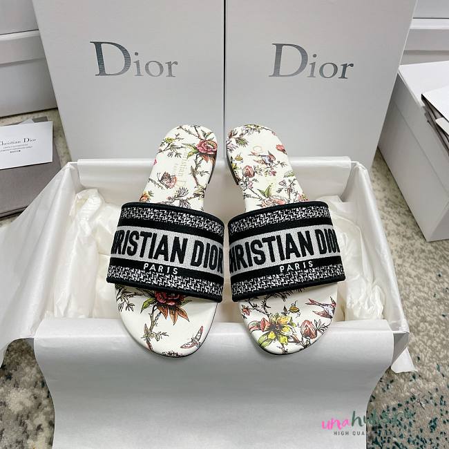 Dior Dway white slippers 03 - 1