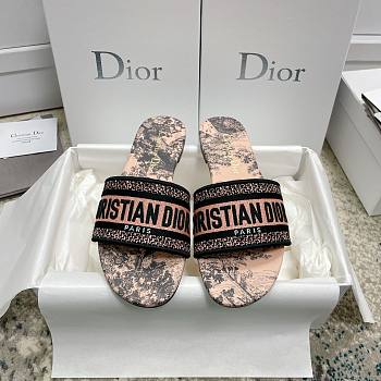 Dior Dway nude slippers