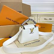 Louis Vuitton BB Capucines snake leather handle white bag - 3