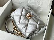 Chanel 19 silver leather large bag - 3