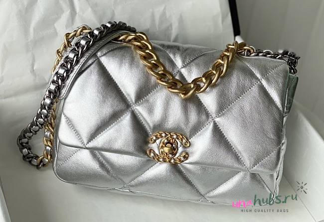 Chanel 19 silver leather large bag - 1