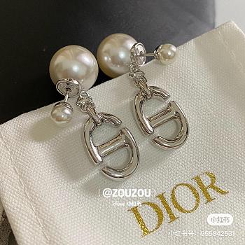 Dior pearl silver earings 