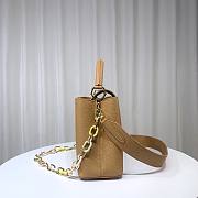 Louis Vuitton M21798 Capucines MM Brown Leather Bag - 6