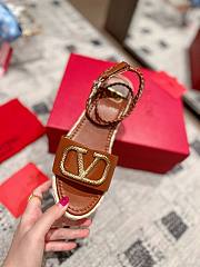 Valentino Garavani VLogo brown sandals 9cm - 6