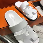 Hermes Chypre all white sandal - 6