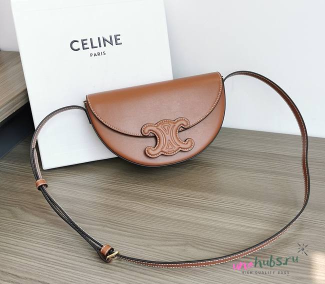 Celine Besace Cuir Triomphe Tan Leather Bag  - 1