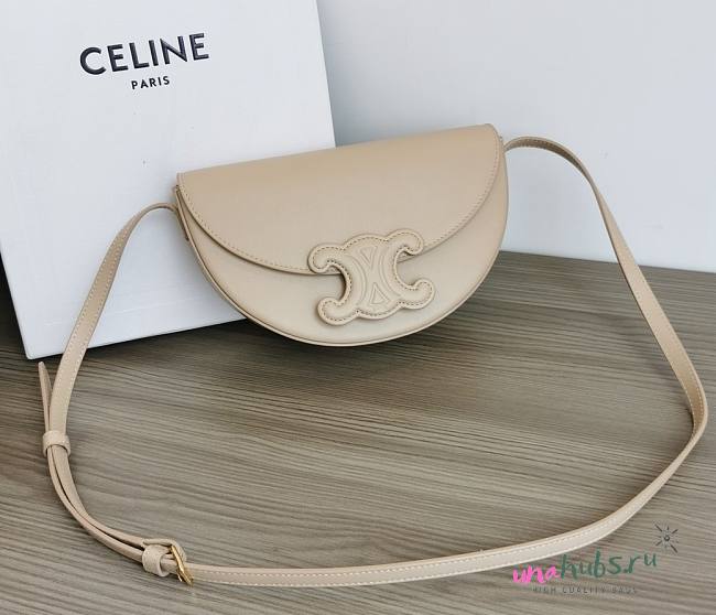 Celine Besace Cuir Triomphe Beige Leather Bag - 1