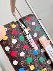 Louis Vuitton x Yayoi Kusama Painted Dots Horizon Suitcase (55cm) - 4