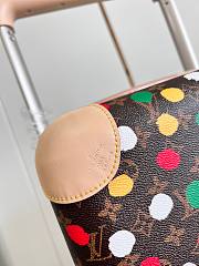 Louis Vuitton x Yayoi Kusama Painted Dots Horizon Suitcase (55cm) - 3