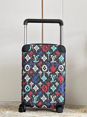 Louis Vuitton Horizon Graffiti Multicolor Suitcase (55cm) - 1