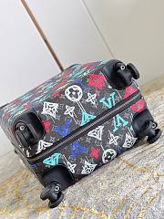 Louis Vuitton Horizon Graffiti Multicolor Suitcase (55cm) - 4