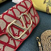 Valentino Garavani Small Red Loco jacquard top handle bag - 5