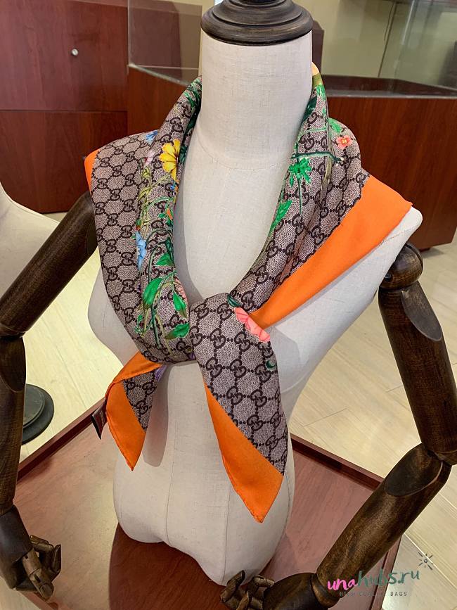 Gucci flower orange scarf 90*90 - 1