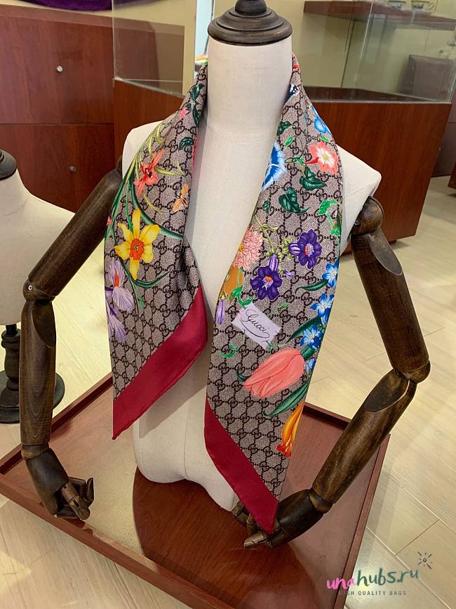 Gucci flower red scarf 90*90 - 1