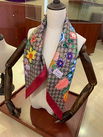 Gucci flower red scarf 90*90