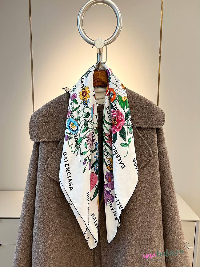 Gucci x Balenciaga flower 90 scarf - 1