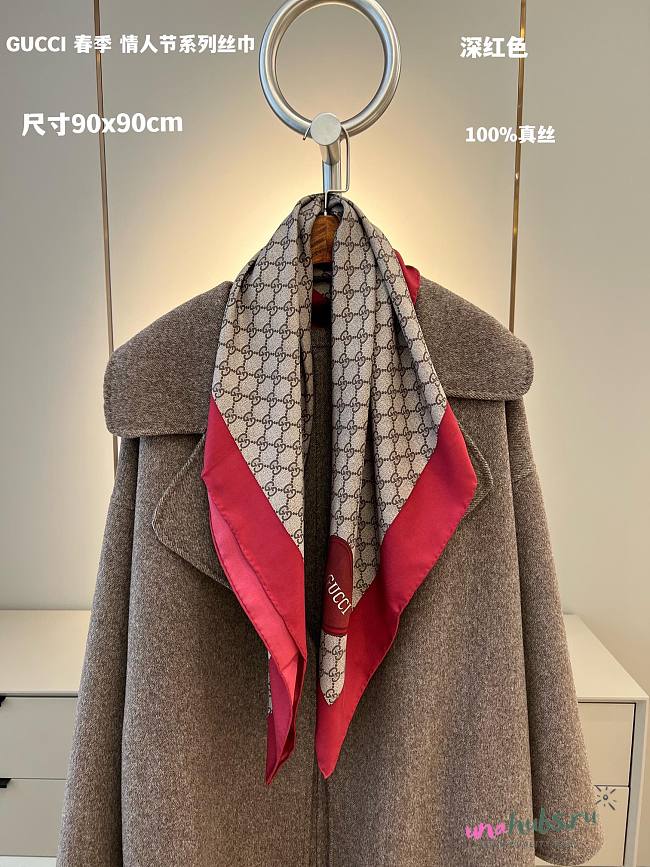 Gucci monogram red scarf 90 - 1