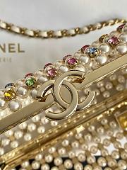 Chanel 2023 SS Pearl Clutch - 3