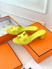 Hermes yellow heeled slippers  - 2