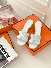 Hermes white heeled slippers - 1