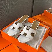 Hermes white heeled slippers 02 - 1