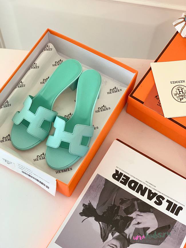 Hermes mint heeled slippers  - 1