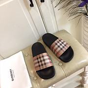 Burberry canvas slippers - 5