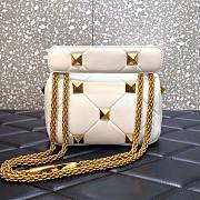 Valentino Garavani Roman Stud small quilted white leather bag - 2