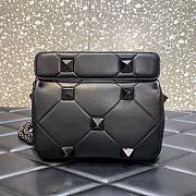 Valentino Garavani Roman Stud small quilted all black leather bag - 2