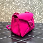 Valentino Garavani One Stud pink mini bag - 4