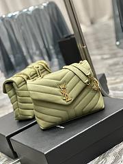 YSL Loulou Bag Y-Quilted Small green leather bag - 3