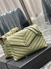 YSL Loulou Bag Y-Quilted Large green leather bag - 2