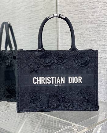 Dior book tote black flowers medium bag