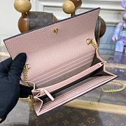 Gucci GG Marmont Chain Pink Wallet - 3