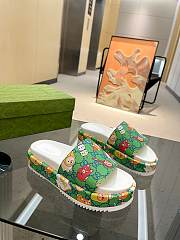 Gucci GG Canvas Slide Green Sandals - 2