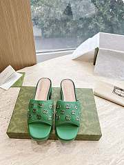 Gucci GG embellished green leather platform sandals - 5