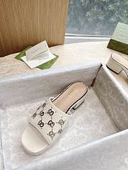 Gucci GG embellished white leather platform sandals - 5